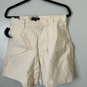 Banana Republic Cream Women's Bermudas